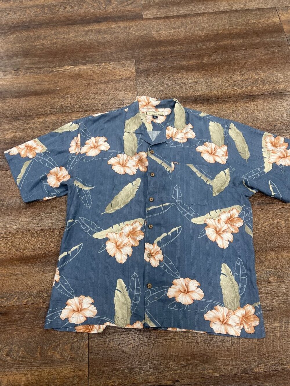 Tommy Bahama XL 100% Silk Blue Hibiscus Hawaiian Camp Shirt